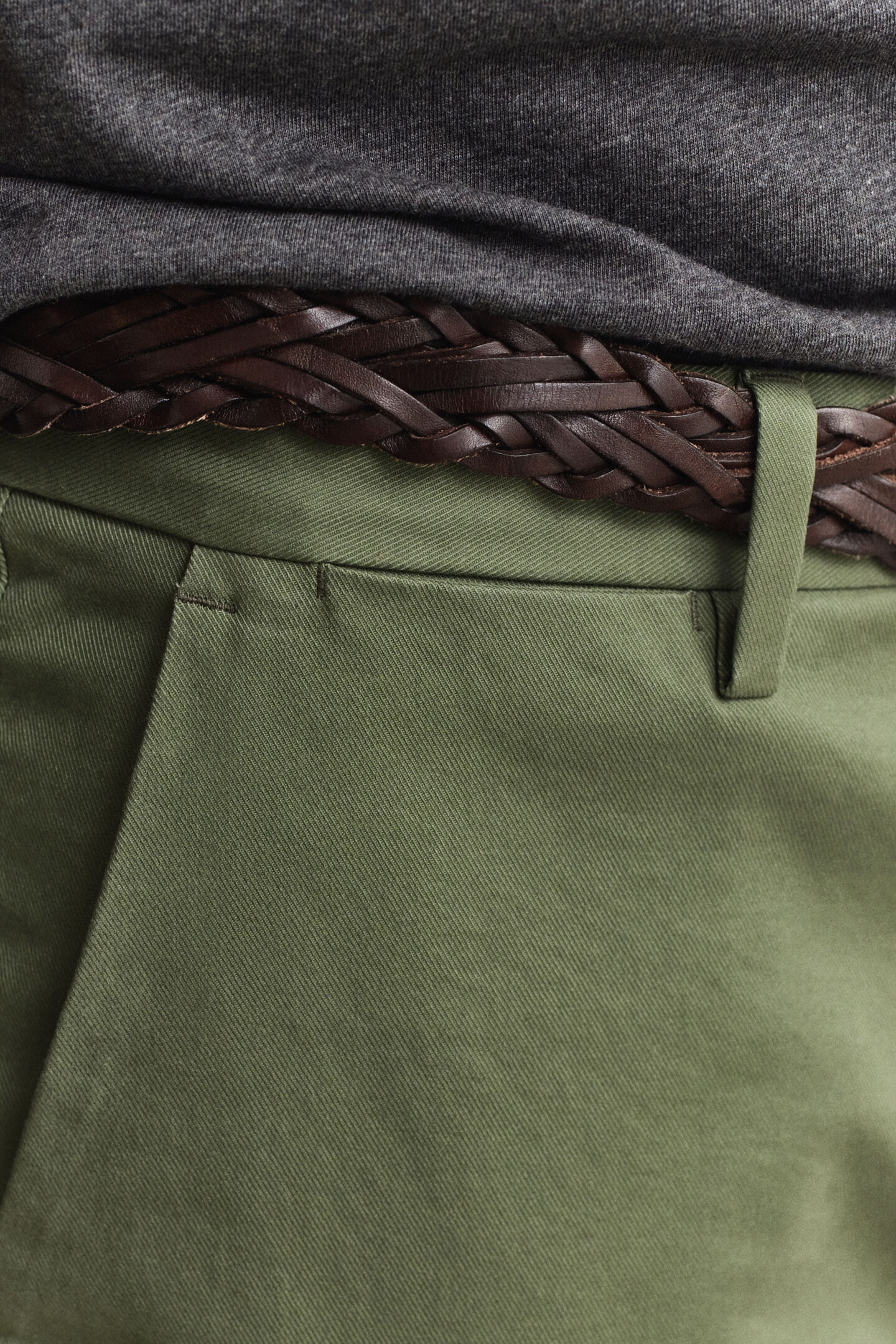 Eleganta chinos med slim fit