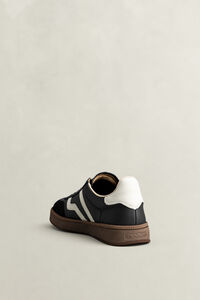 Cuzima sneakers i l&auml;der