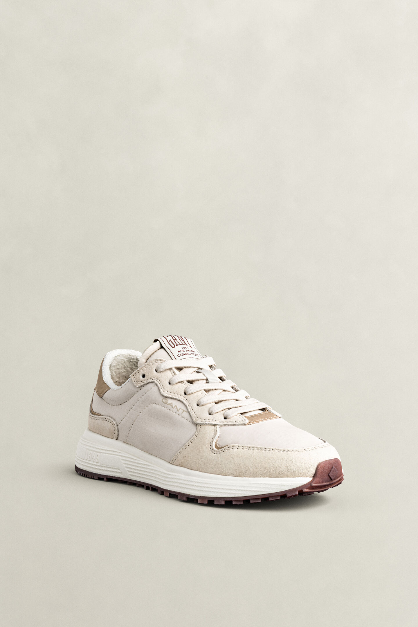 Beywin sneakers i mocka och nylon