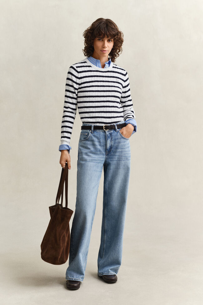 Randig kabelstickad tr&ouml;ja med rund halsringning