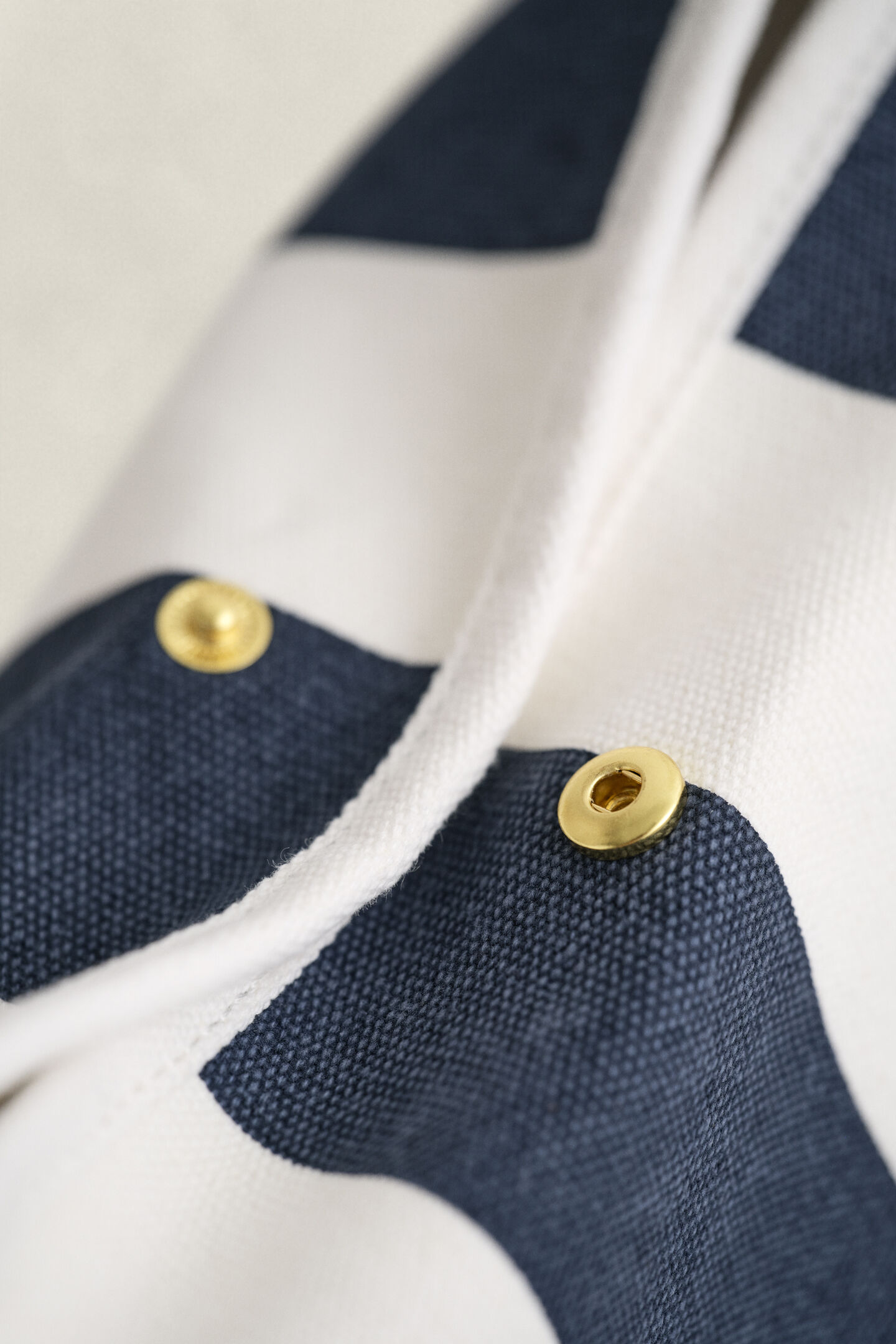 Strandv&auml;ska i kanvas