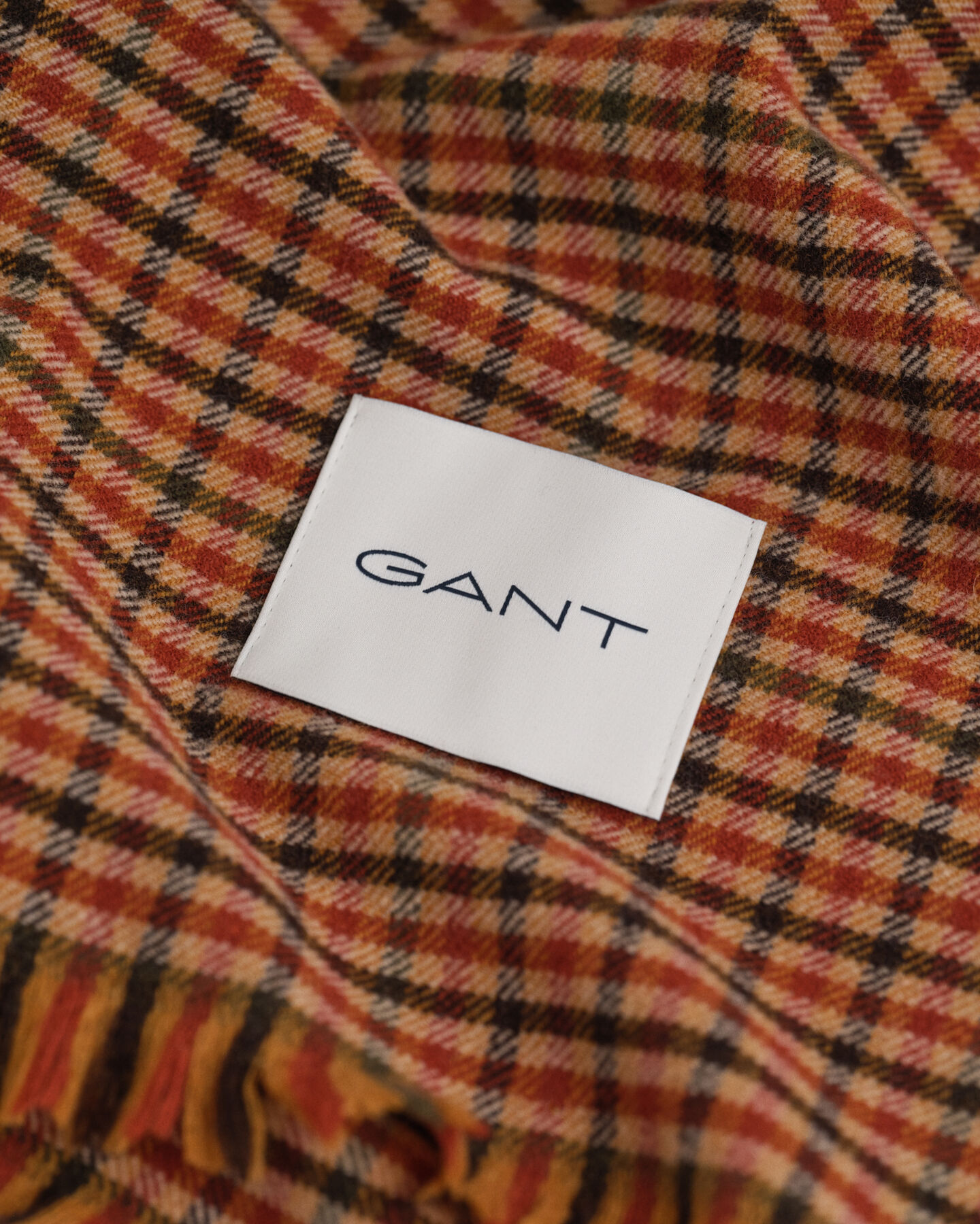 Bred ginghamrutig yllehalsduk