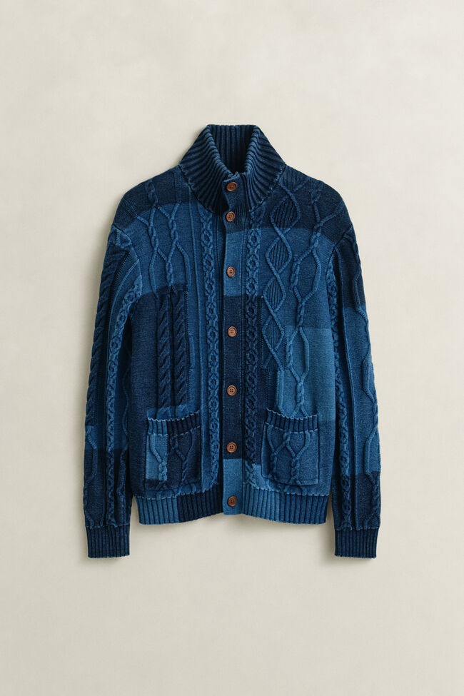 Kabelstickad kofta i lappt&auml;cksstil