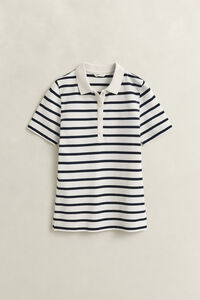 Randig pik&eacute;tr&ouml;ja