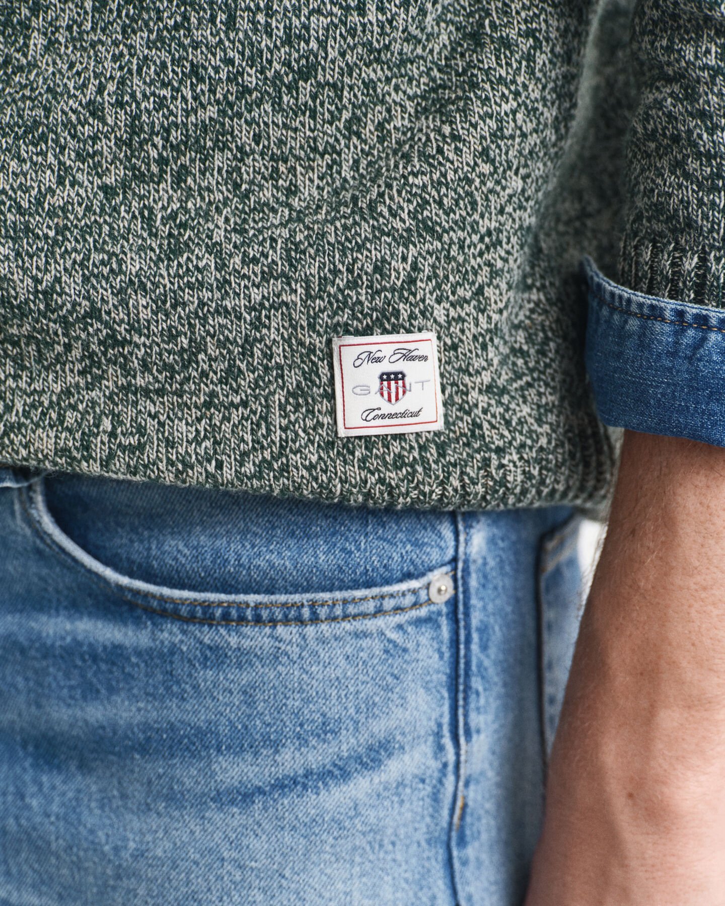 Rundhalsad tr&ouml;ja i ullmoulin&eacute;