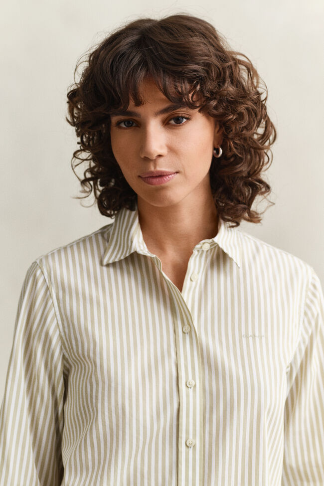 Regular fit klassisk randig poplinskjorta