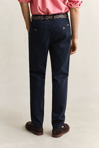 Klassiska chinos med slim fit