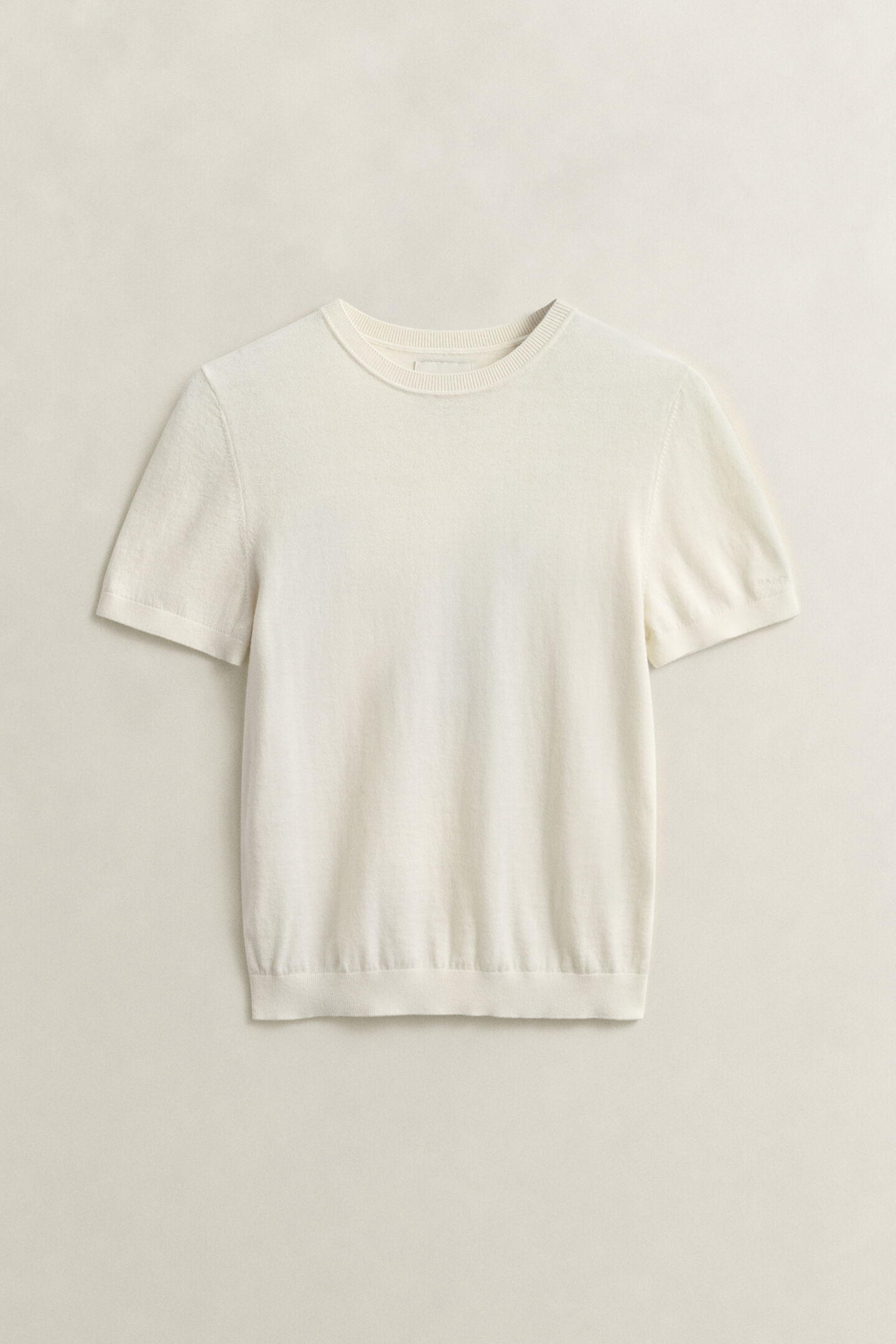 L&auml;tt kort&auml;rmad rundhalsad tr&ouml;ja