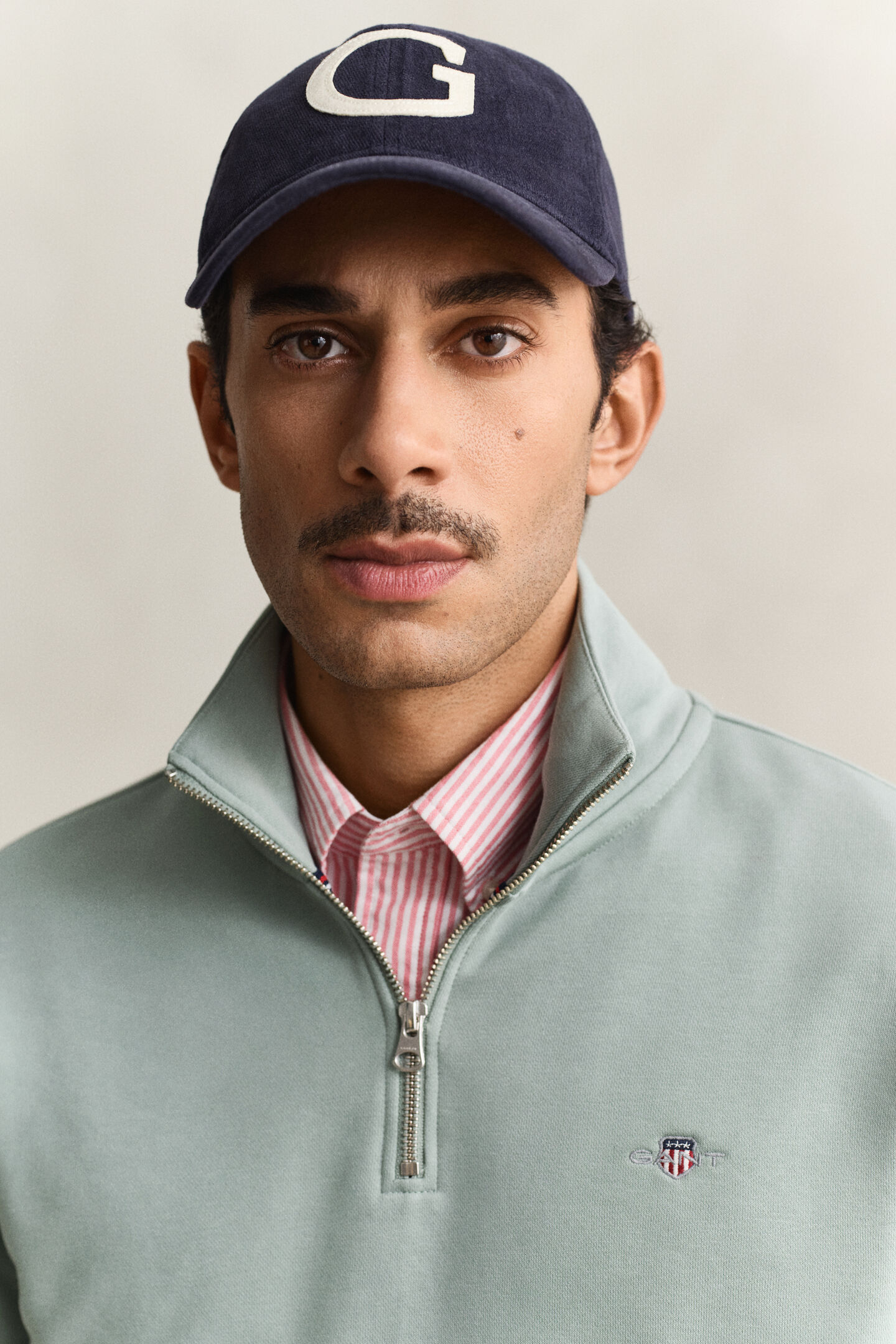 Shield sweatshirt med dragkedja vid hals&ouml;ppningen