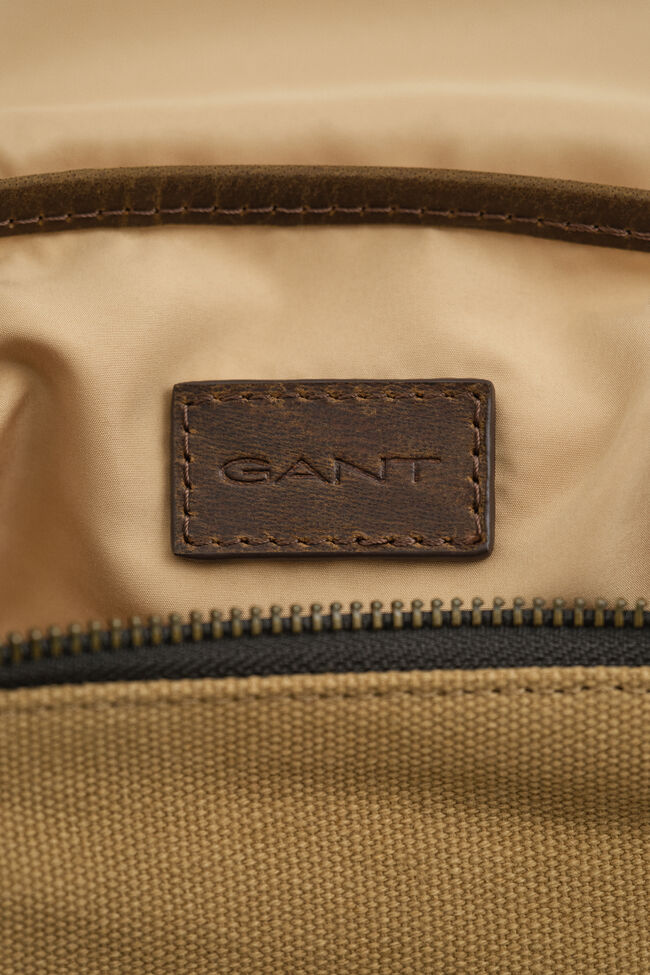 Modern necess&auml;r