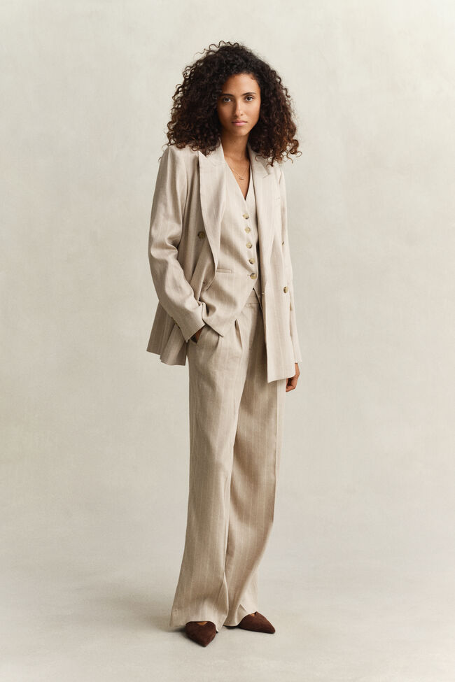 Kritstrecksrandig kavaj i linneblandning