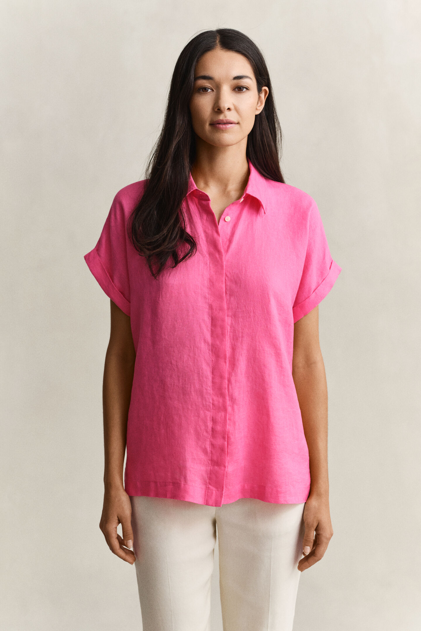 Holk&auml;rmad linneskjorta