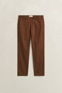 Eleganta chinos med slim fit