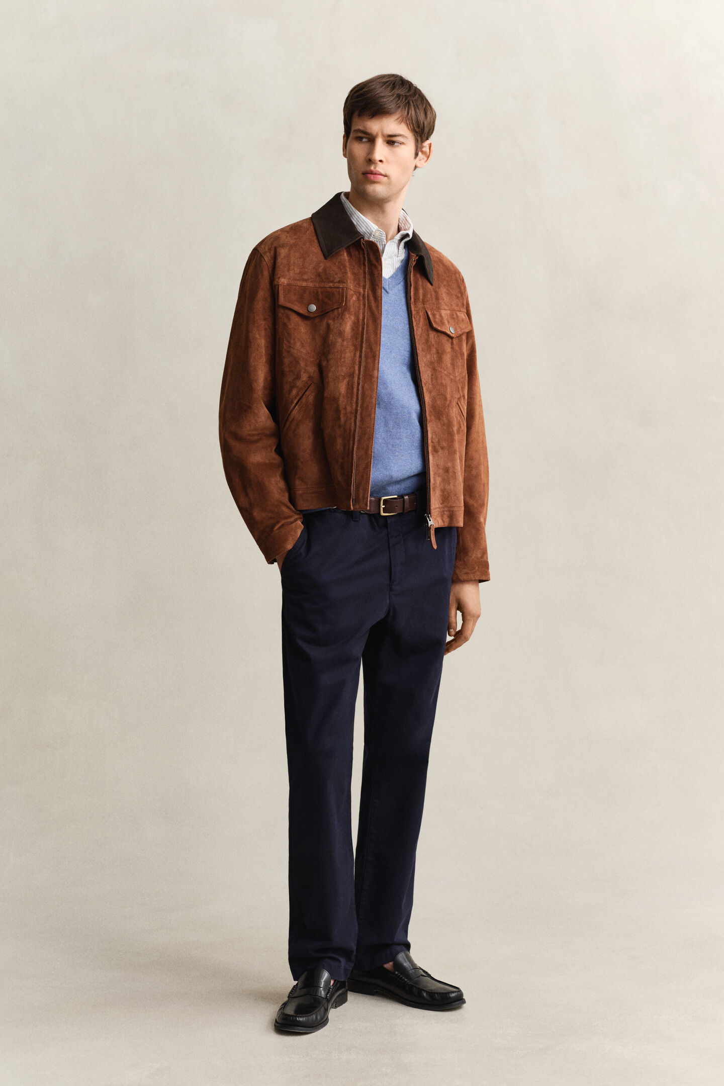 Klassisk V-ringad bomullstr&ouml;ja