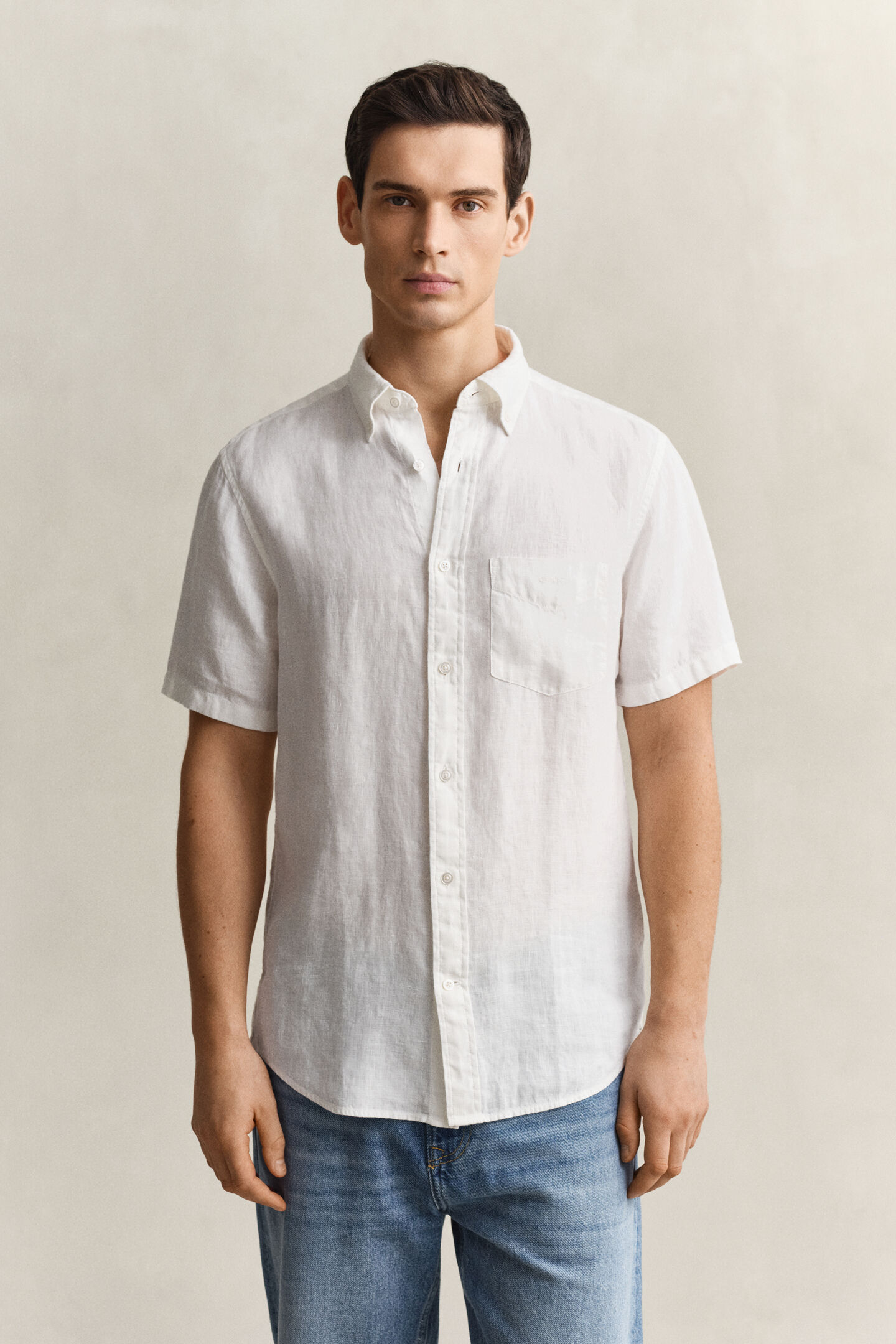 Kort&auml;rmad linneskjorta