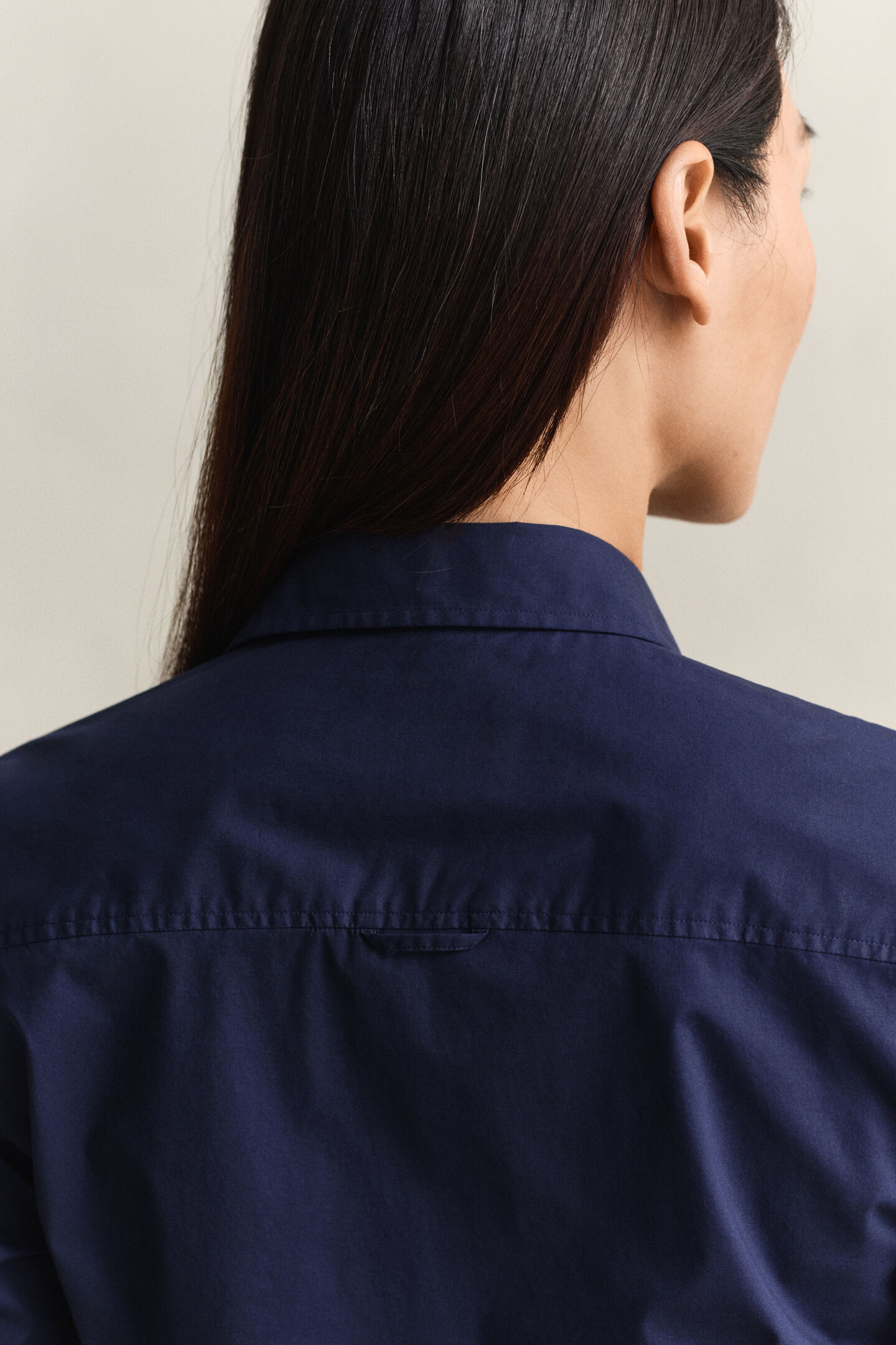 Slim fit poplinskjorta