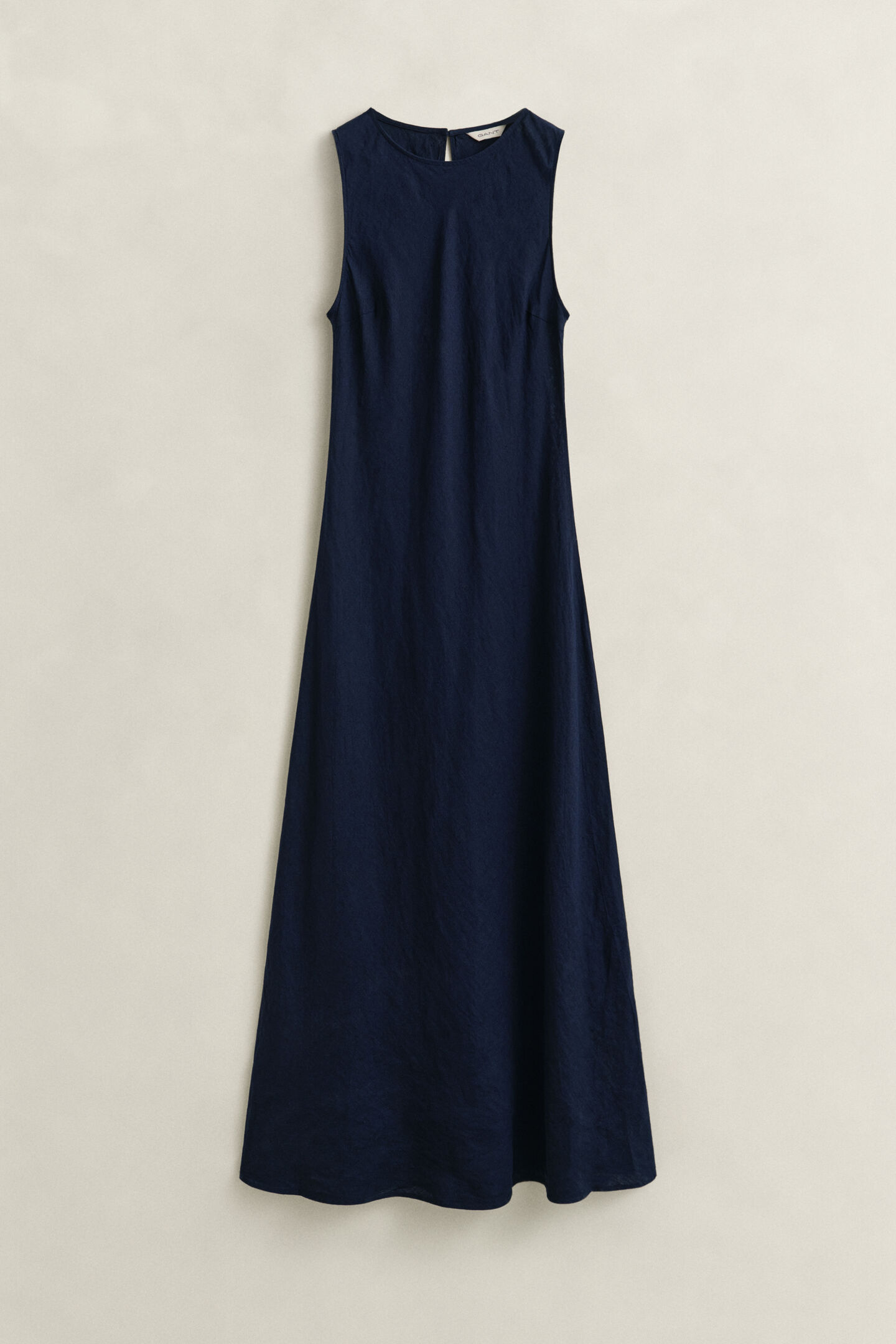 Snedskuren midikl&auml;nning i linne