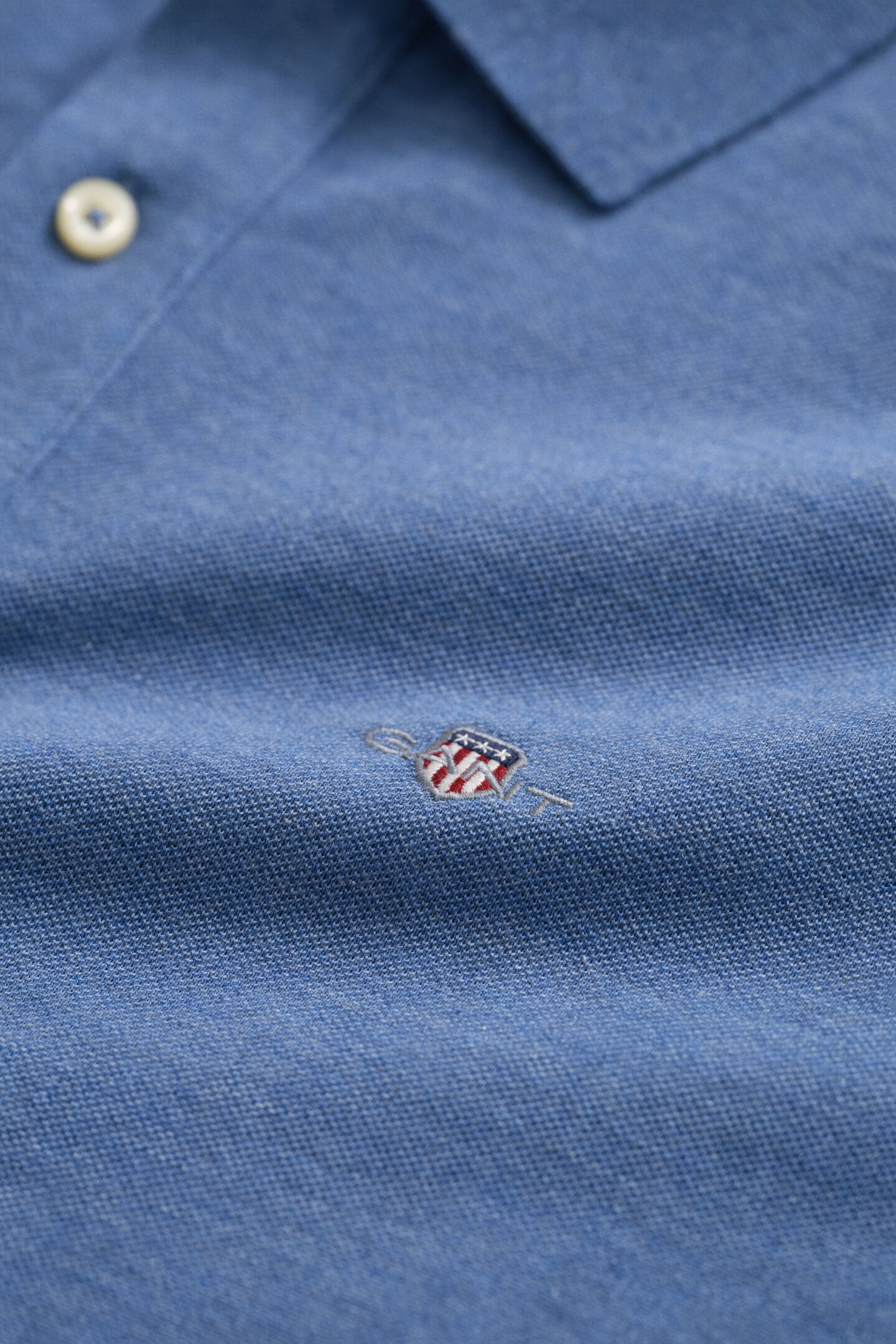 Regular Fit pik&eacute;tr&ouml;ja