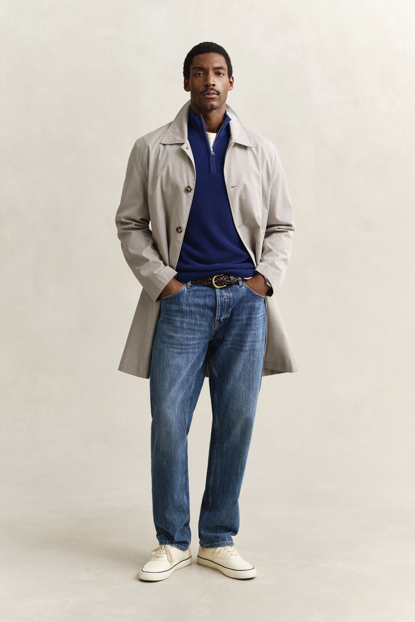 Bomullstr&ouml;ja med struktur och half-zip