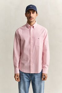 Klassisk oxfordskjorta med mellanbreda r&auml;nder