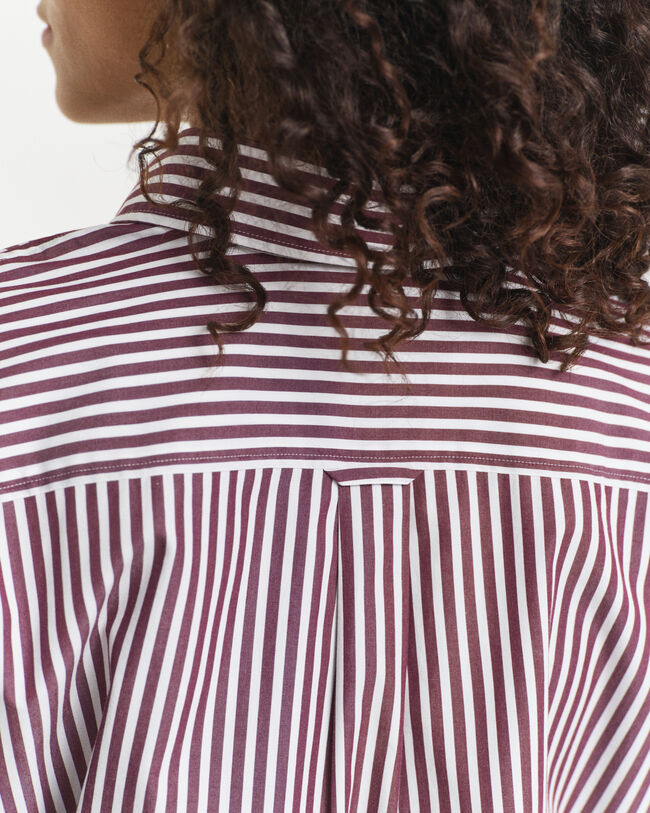 Klassisk skjortkl&auml;nning i poplin med b&auml;lte