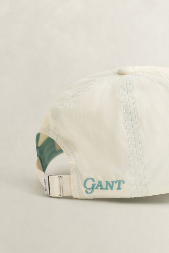 Krinklad keps med tryck