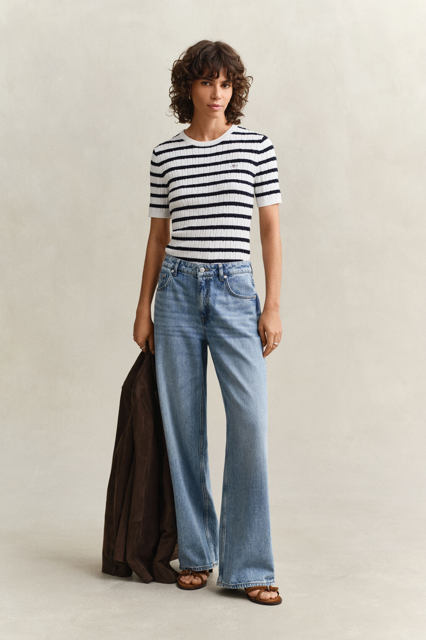 Randig kabelstickad kort&auml;rmad tr&ouml;ja