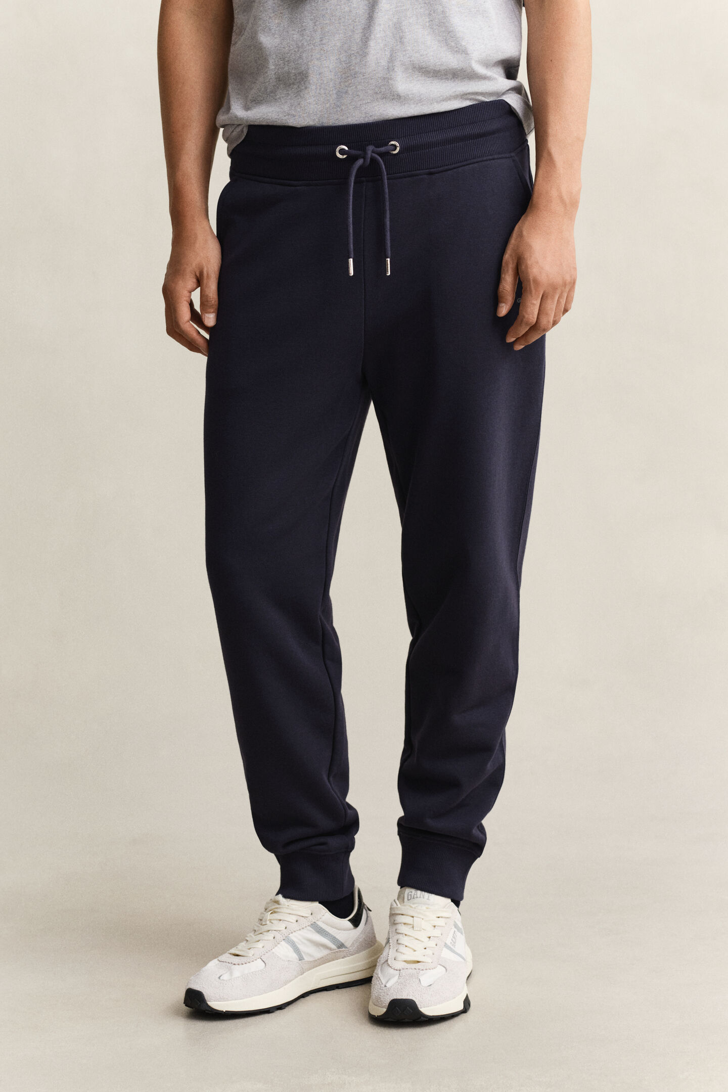 Shield sweatpants