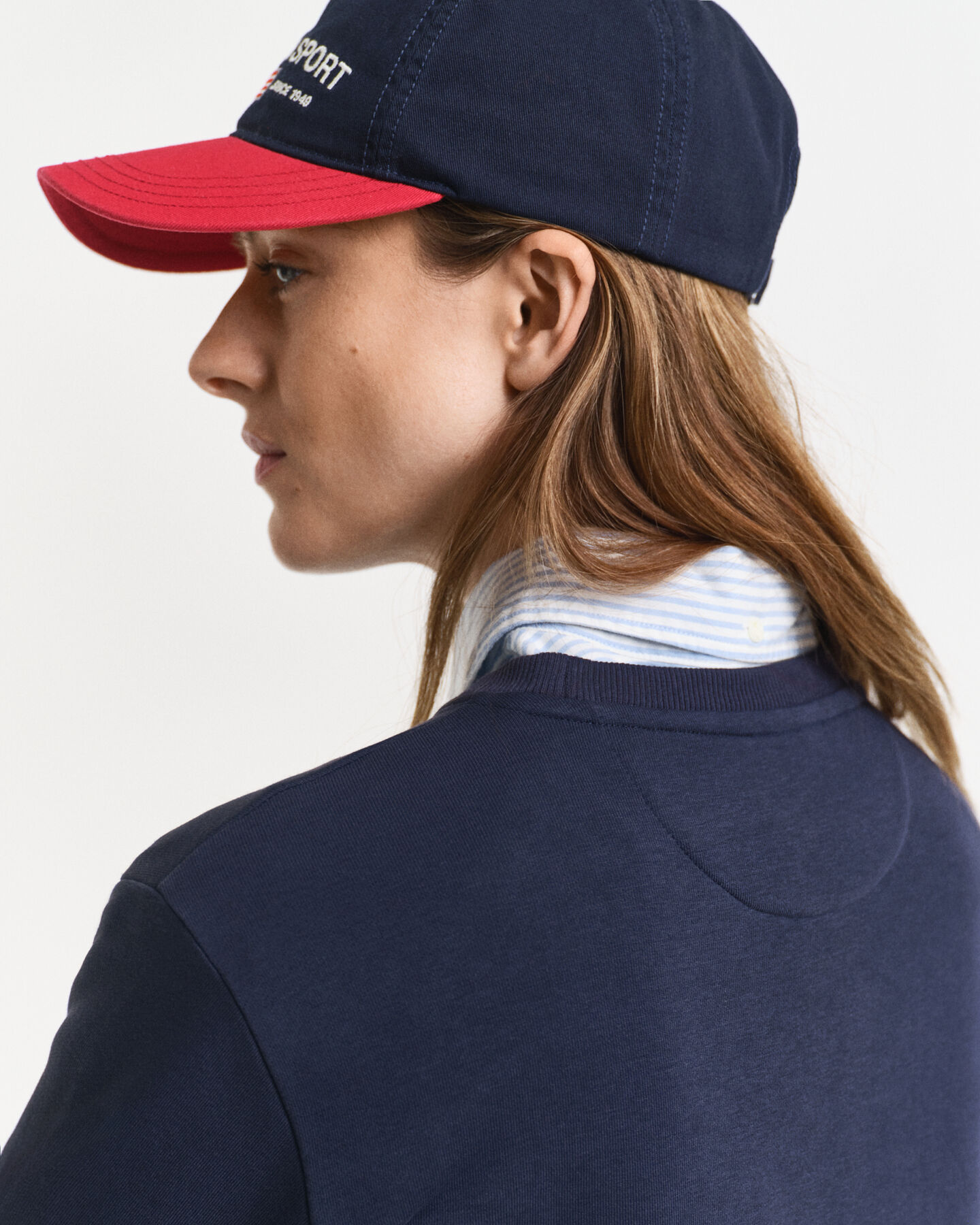 Shield sweatshirtkl&auml;nning med rund halsringning