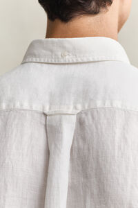 Kort&auml;rmad linneskjorta