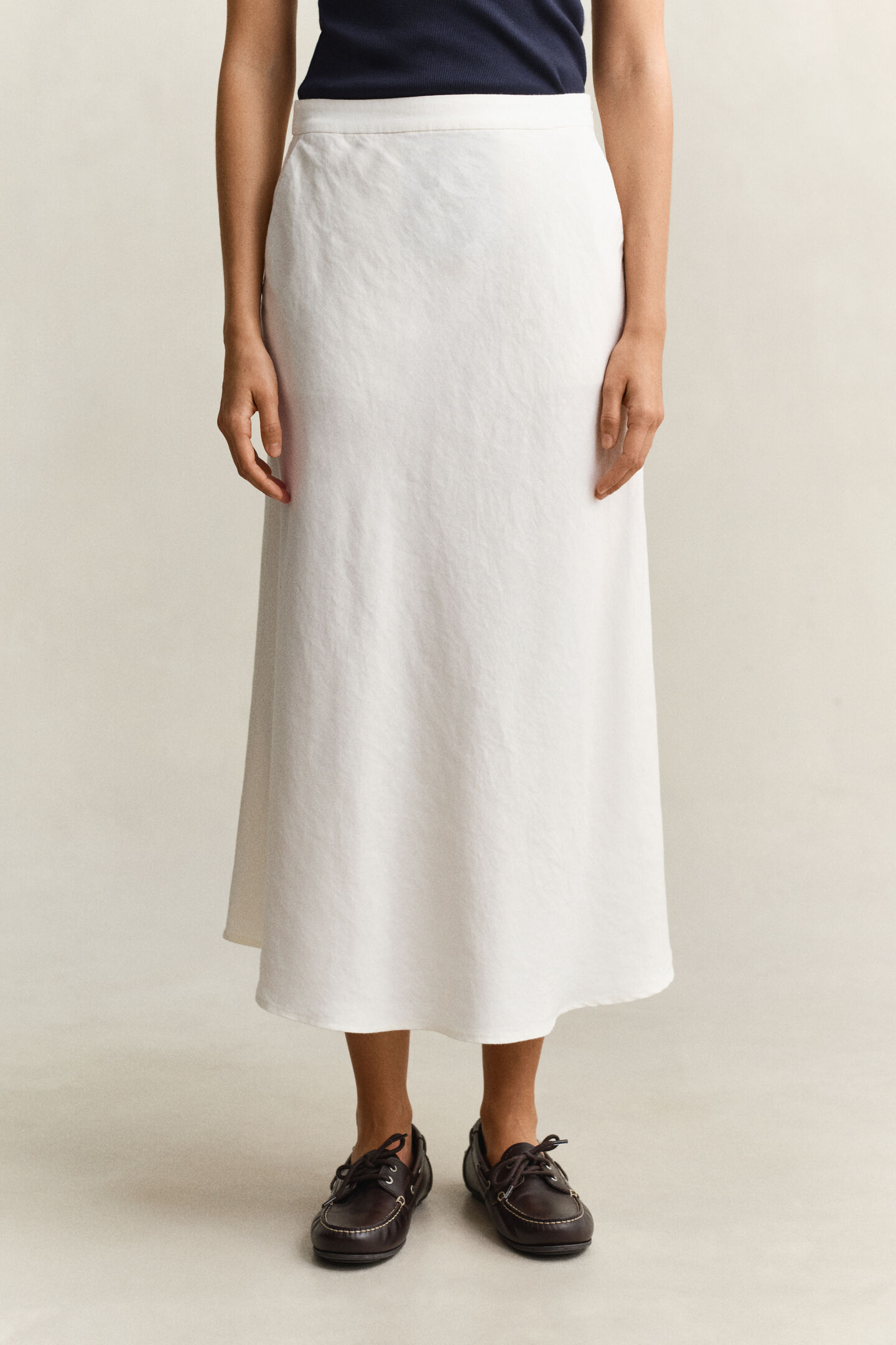 Utsv&auml;ngd kjol i linneblandning