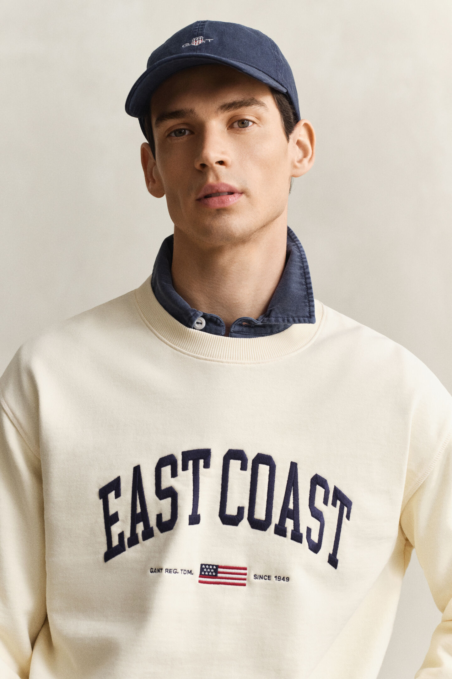 Sweatshirt med spraymotiv