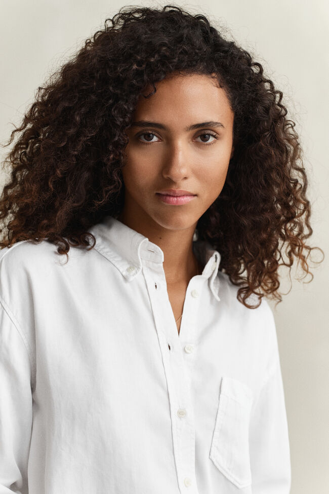 Indigof&auml;rgad skjorta