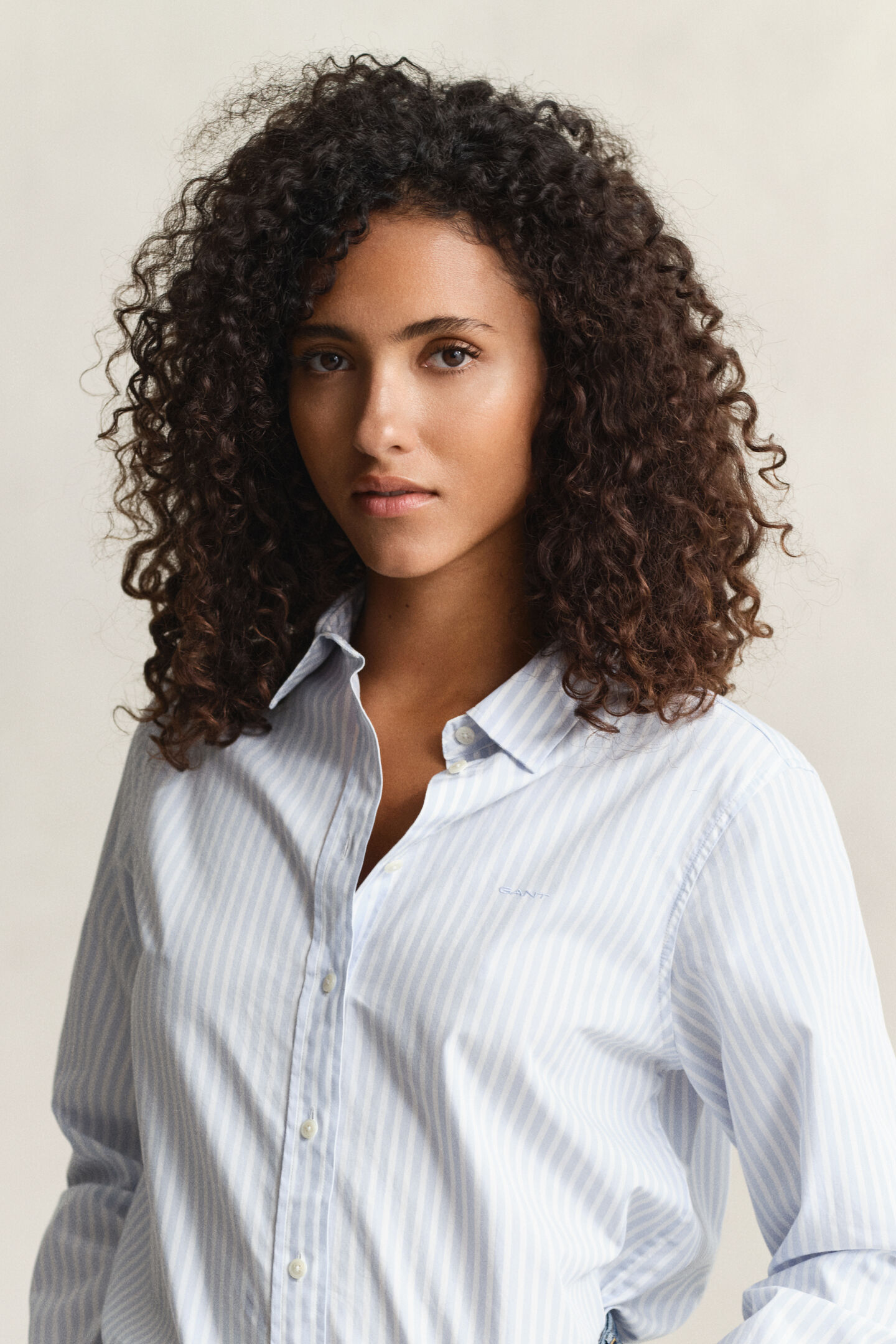 Regular fit klassisk randig poplinskjorta