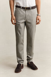 Klassiska chinos med slim fit