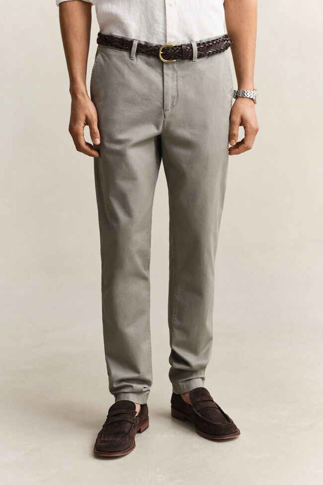 Klassiska chinos med slim fit