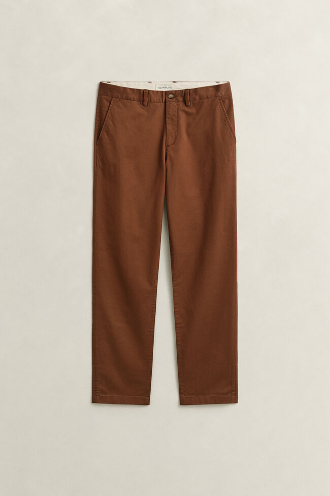 Klassiska chinos med regular fit