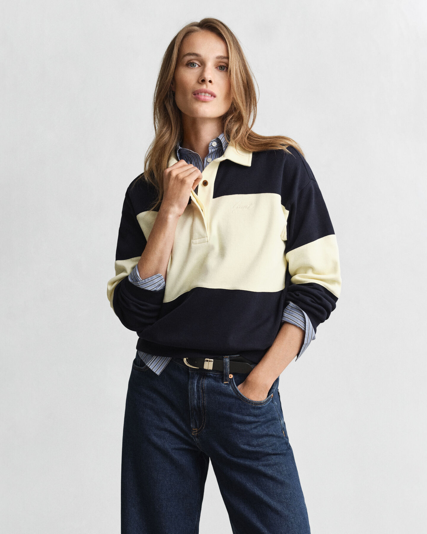 Rugger i pik&eacute;struktur med f&auml;rgblock