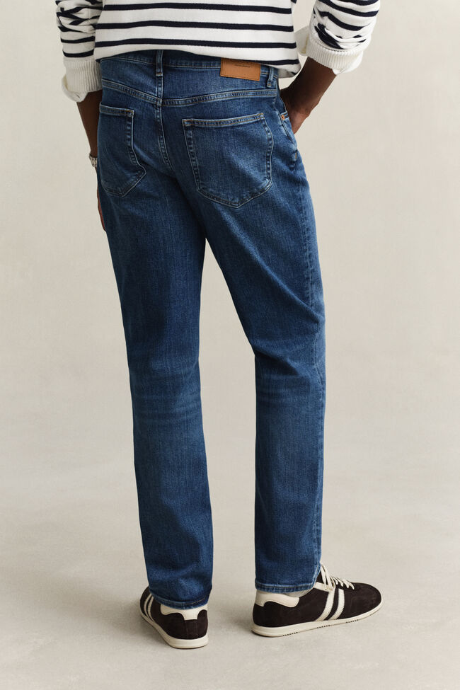Regular fit jeans