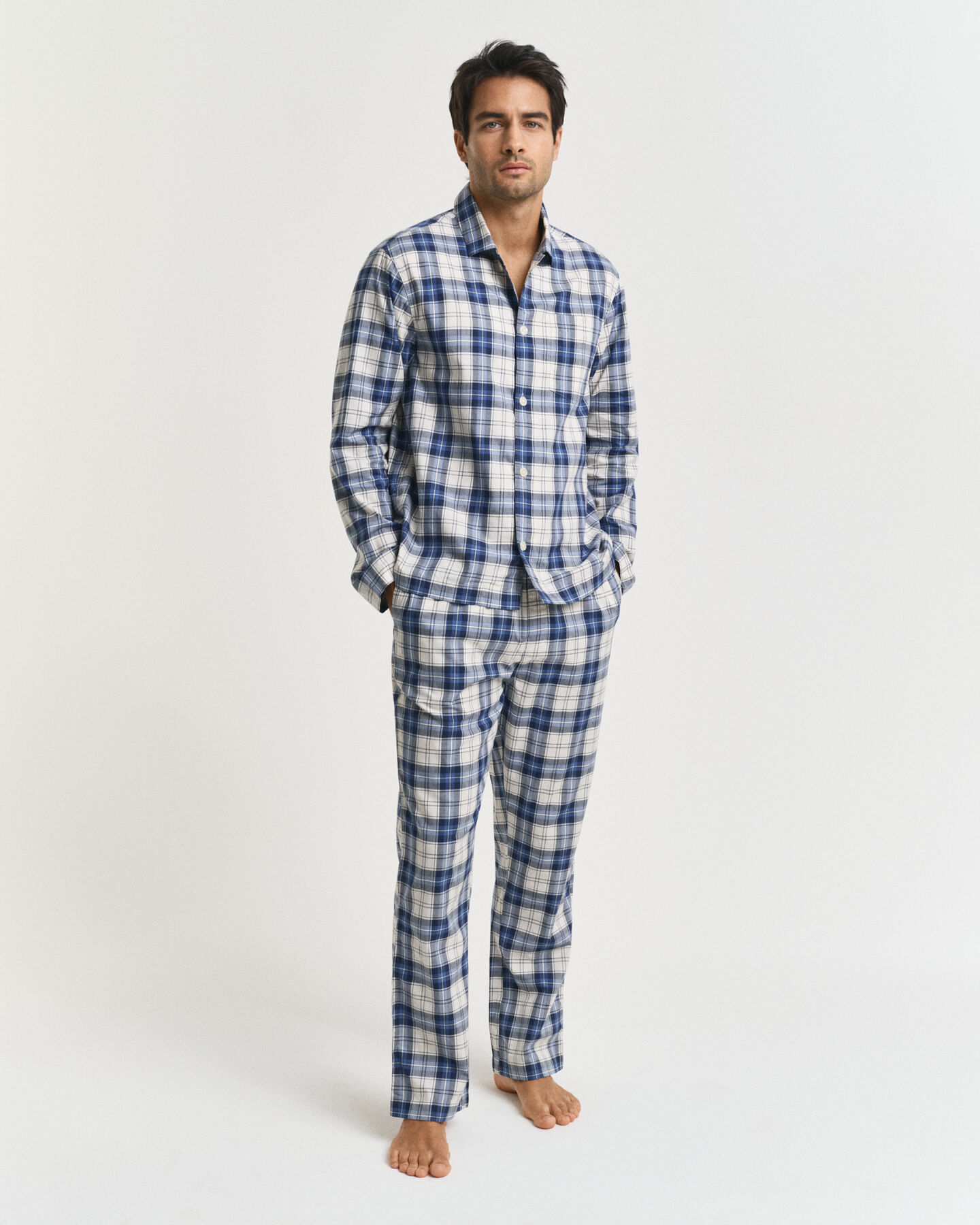 Rutigt pyjamasset