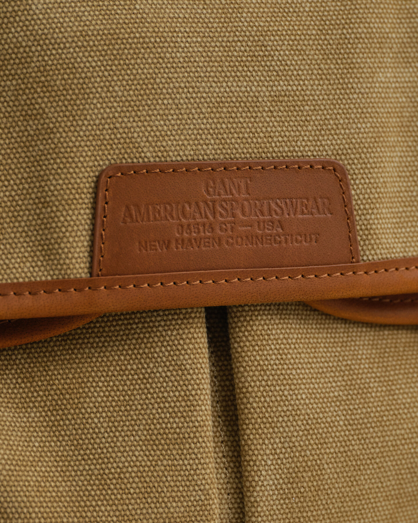 Fiskev&auml;ska i tv&auml;ttad kanvas