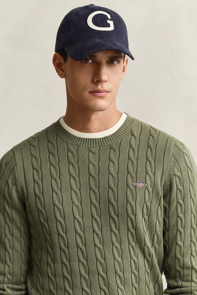 Kabelstickad bomullstr&ouml;ja med rund hals