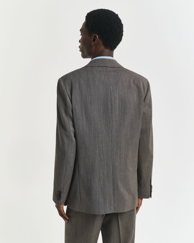 Fiskbensm&ouml;nstrad kostymkavaj