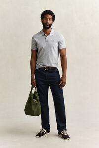 Slim fit Shield pik&eacute;tr&ouml;ja