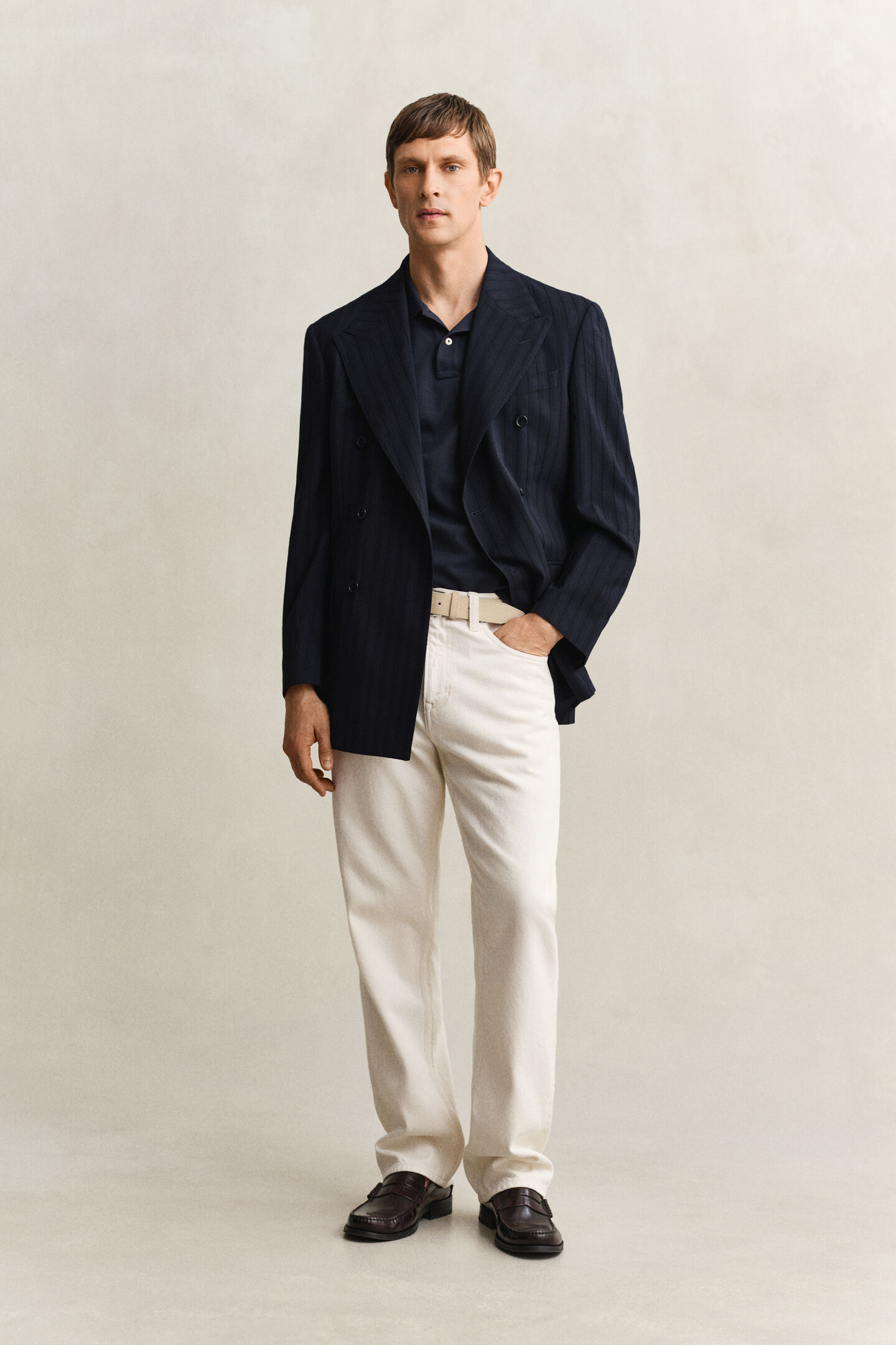 Slim fit Shield pik&eacute;tr&ouml;ja