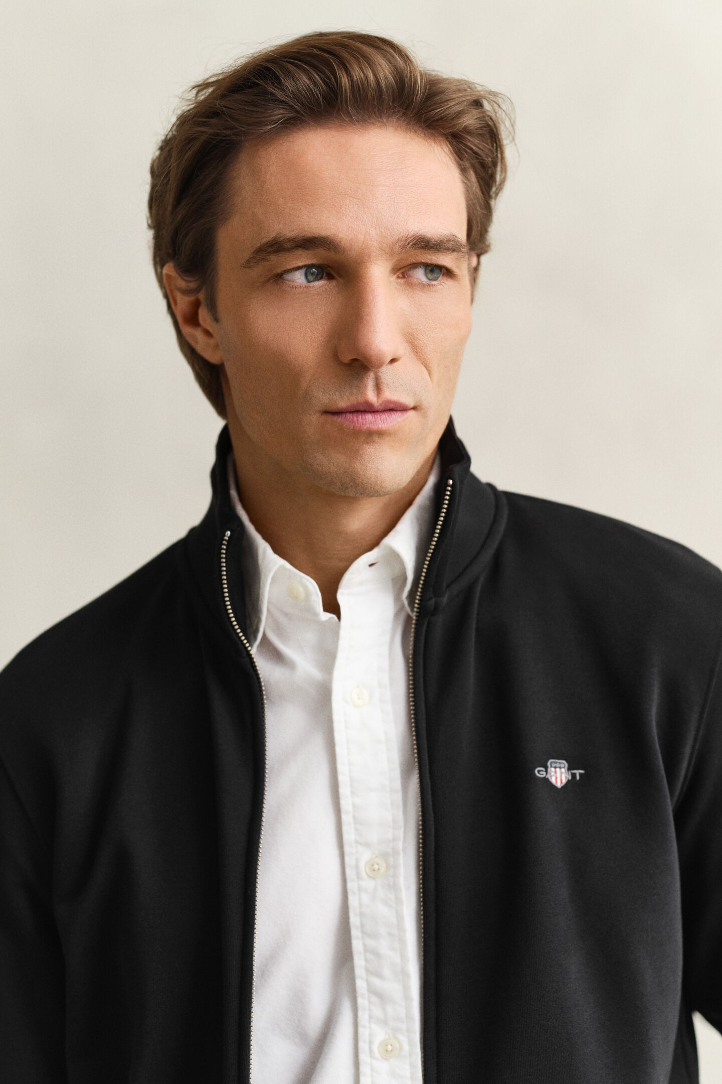 Shield sweatshirt med dragkedja