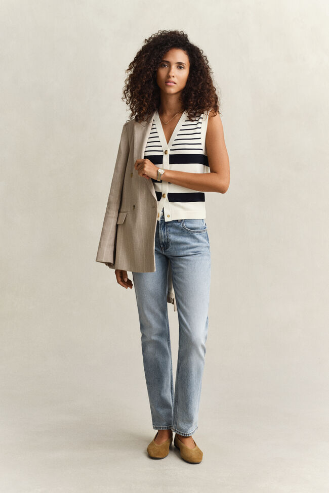 Randig stickad v&auml;st