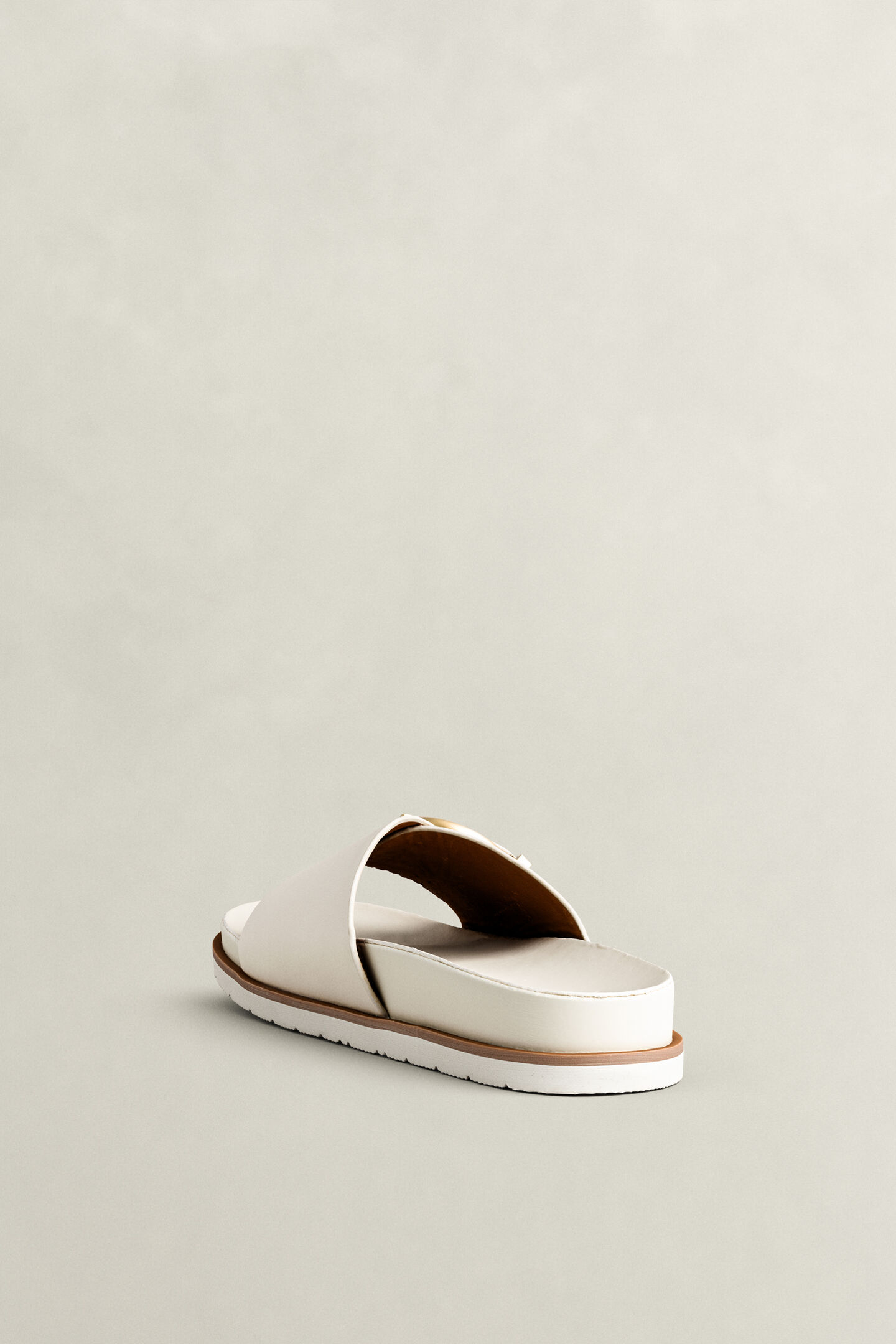 Mardale skinnsandaler