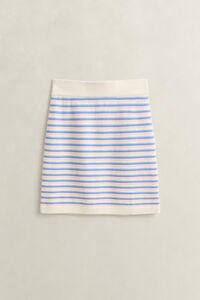 Stickad kortkort kjol