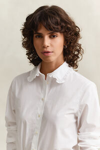 Bomullsskjorta med volang